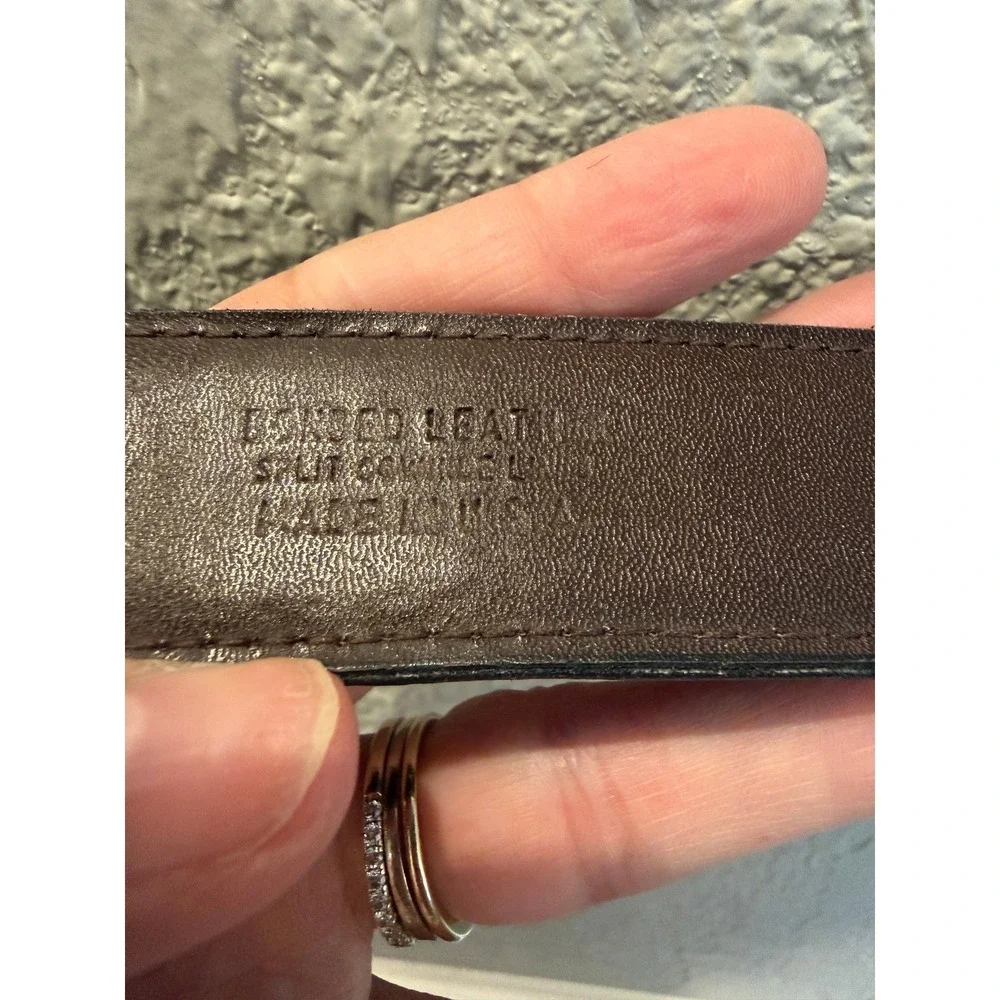 Vintage Brown Croc Embossed Bonded Leather Belt Gold Buckle Made in USA 36/90